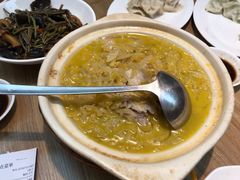 酸菜氽白肉-上关雪東北菜(中房金谊店)