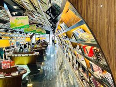 -钟书阁(珍园店)