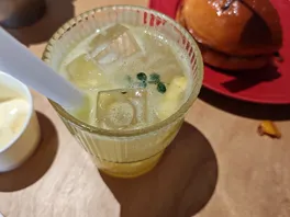 菠**泡