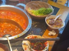 -憨孃孃·重庆老火锅(红山黑金店)