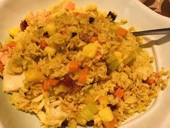 大叻经典菠萝海鲜炒饭-米纸越南小馆(金鹰世界店)
