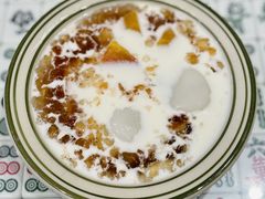 桃胶汤圆木瓜鲜奶-堂屋糖水店(愚园店)