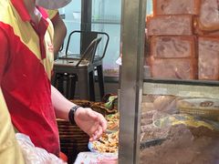 -Bánh Mì Huynh Hoa
