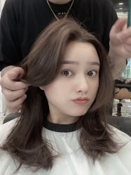 -东秀护肤造型