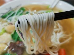 -牛小隆牛肉面馆(四牌楼店)
