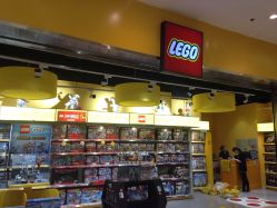 -乐高授权专卖店(朝阳大悦城店)