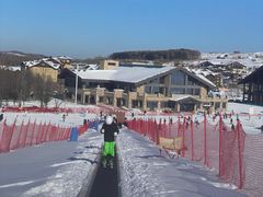 -长白山华美胜地滑雪场
