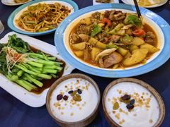 -伊带伊路新疆美食府(呼家楼店)