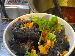 -黑色经典臭豆腐·湖南特产(步行街店)