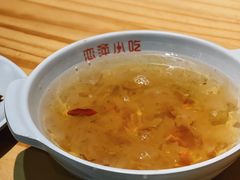木耳炖桃胶-恋萍小吃(时代店)