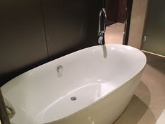 -广州天河希尔顿酒店