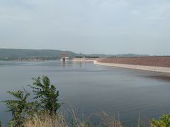 -黄河小浪底水利枢纽风景区