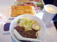 卤肉饭、油条、豆浆-永和大王(一口茶豆浆|花香豆更香·碧榕湾店)