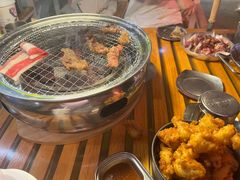 -叽叽扎扎烤肉场(生态城万达店)