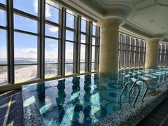 -珠海瑞吉酒店游泳池