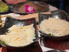 招牌空运毛肚-哥老官重庆美蛙鱼头(虹口龙之梦店)