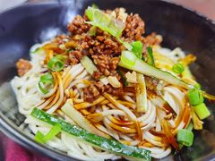 -口口香小吃店