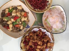 -天天向上素食餐厅(五台山店)