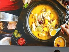 -洪氏嗨捞·猪肚鸡火锅(阳光天地店)