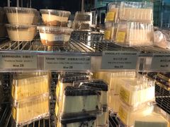 面包甜点陈列柜-安德鲁饼店(总店)