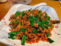 -临江餐馆二楼美食部落