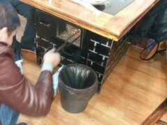 -三里屯土灶炖公鸡地锅鸡(江东店)