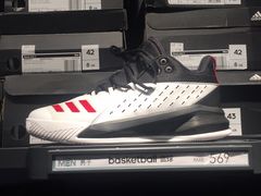 -NIKE上海青浦换季优惠店