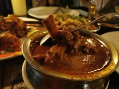 -Lake Shore Hotel & Restaurant