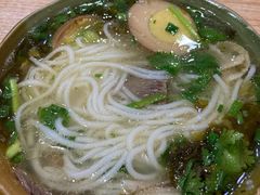 -全家福米线