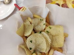 蜂蜜薯条三拼-Lilliput粒粒堡亲子餐厅(祥云小镇店)