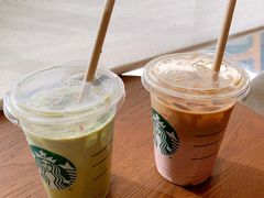 樱绽草莓茶拿铁-星巴克(保定万博广场店)