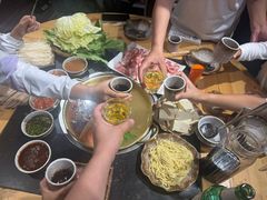 -顶顶汤火牛排火锅·经典铜锅涮肉