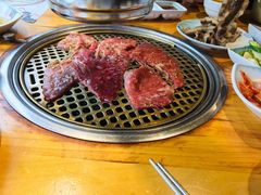 -唯成•韩国炭火烤肉 유성고기