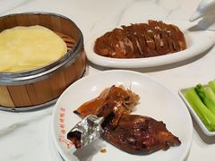 -梅利汴京烤鸭•开封豫菜地标店(东大街店)