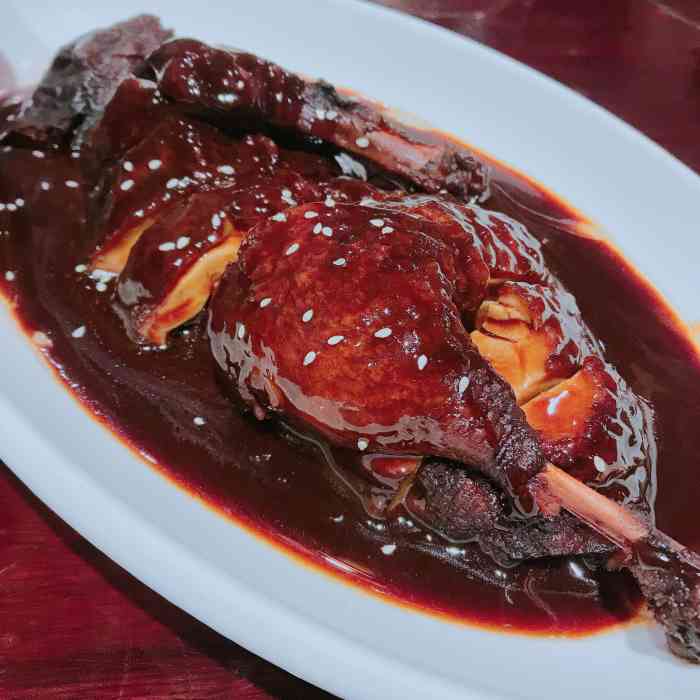 三林本帮馆(中林街店)-"菜偏甜偏淡～没有传说中的好吃～没有预约直.