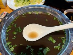 -大众跷脚牛肉馆·非遗传承单位(峨眉山店)