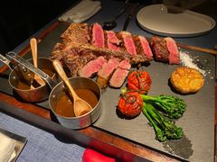 T骨牛排-弦月窗LUNETTE BY AMANDA(复兴路店)