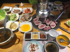 -唯成•韩国炭火烤肉 유성고기