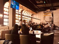 -洛缦音乐餐厅(工业展览馆万象城店)