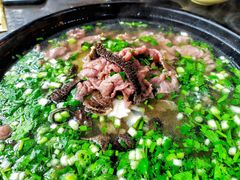 -乐山食古香跷脚牛肉