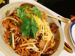 安格斯干炒牛河-裕.鹅庄