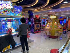 -汤姆熊欢乐世界(莘庄龙之梦店)