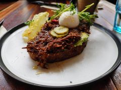 牛油果温泉蛋吐司-O'mills Sourdough Bakery&Bistro(永嘉路店)