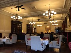 -Salon de Ville浦江汇(上海外滩华尔道夫酒店店)