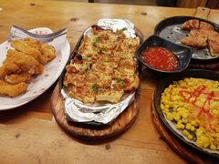 -老东镇啤酒屋海鲜加工·蒸汽海鲜·海鲜烧烤(台东店)