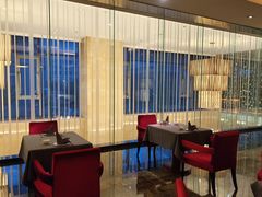 -粤尚腾香居中餐厅(首都机场希尔顿店)