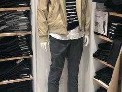 -优衣库(青岛伟东乐客城店)