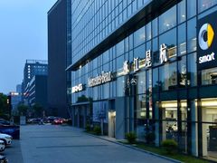 -浙江星杭奔驰4S店(海创园店)