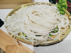 -王奋斗贵州酸汤牛肉火锅