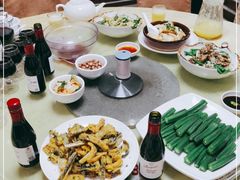 -鲤鱼塘农家山庄